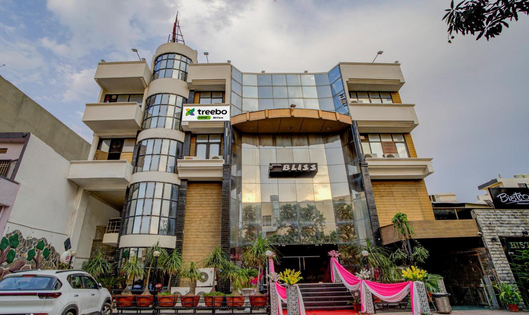 Treebo Bliss Hotel Jaipur Eksteriør billede